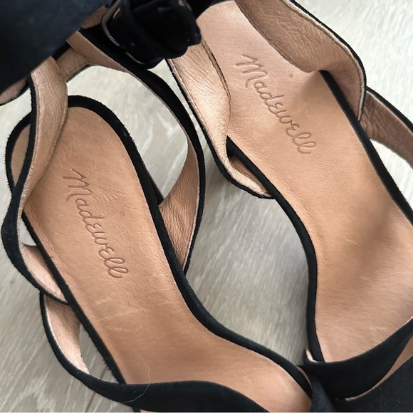 Madewell Heels Shoes The Liv Sandal Asymmetrical Open Toe in Suede Black 10 - Picture 5 of 10